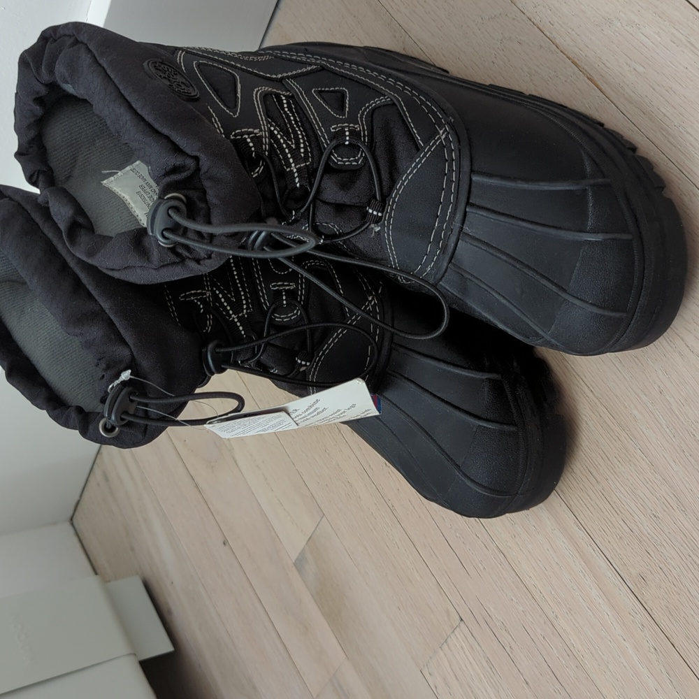 Totes boys boots
